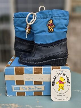 Vintage Sears Winnie the Pooh Snow Boots Size 7 Made in USA w/ Box